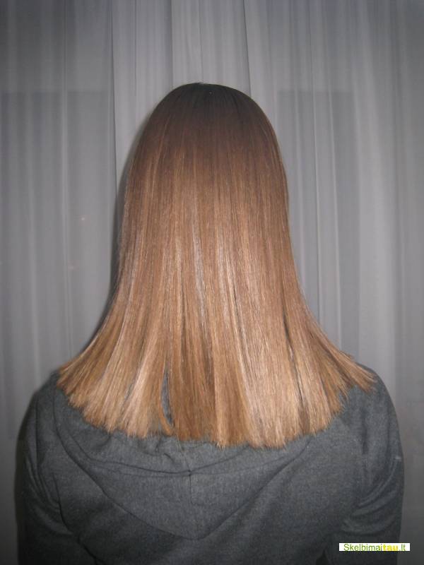 Braziliskas plauku tiesinimas - atstatymas keratinu