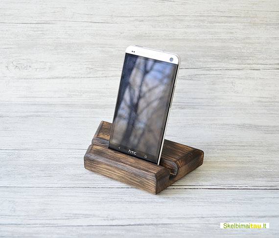 Degintos medienos interjero detalės