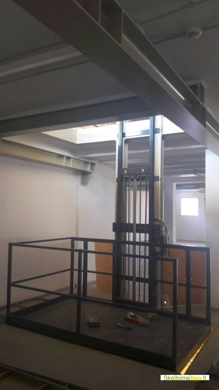 Liftas keltuvas kroviniams