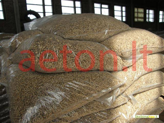 Medžio pjuvenų granulės 6mm ir 8mm pristatome