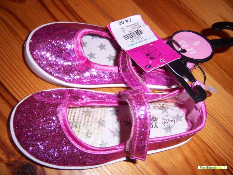 Mergaitiški bateliai