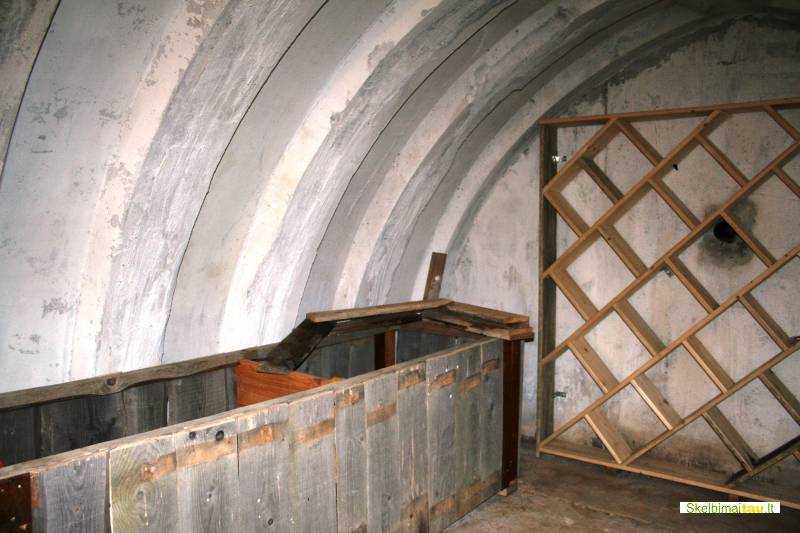 Parduodamas lauko rūsys