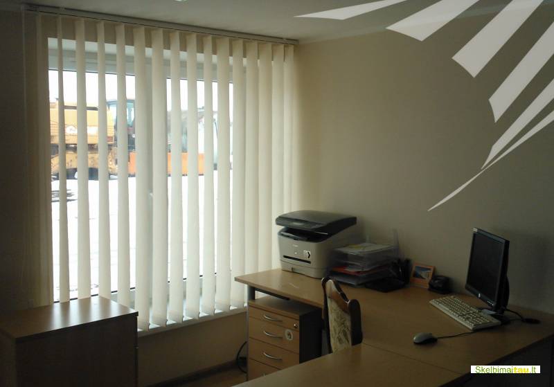 Roletai. visų tipų žaliuzės. tinkleliai. romanetės. markizės