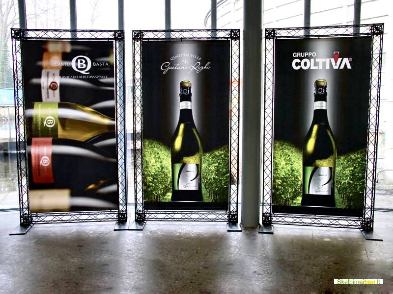 Stendų sistemos renginiams ir parodoms x