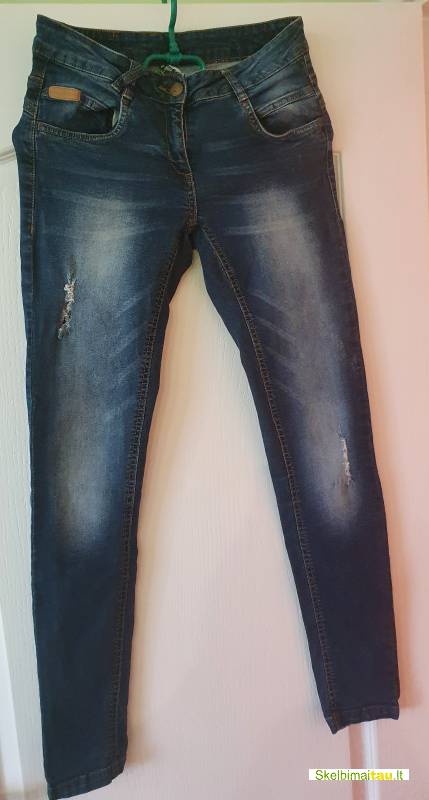 Carry denim truputį plėšyti džinsai