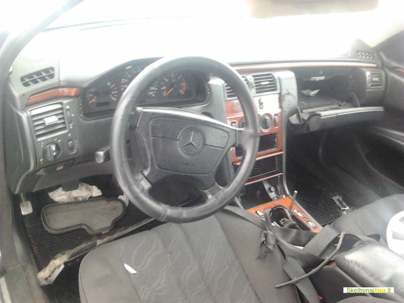 Dalimis - mercedes benz e200 1998 2.2l dyzelinas mechanine s