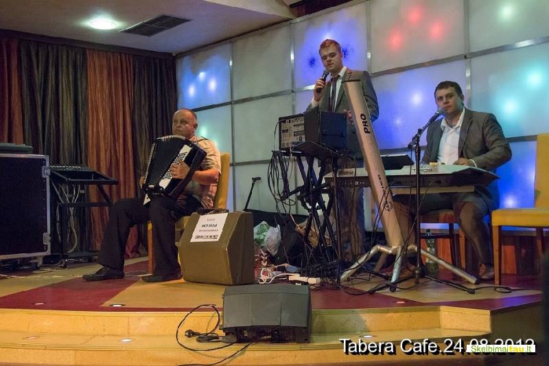 Muzikantai vestuvėms , gyva muzika ivairioms progoms .