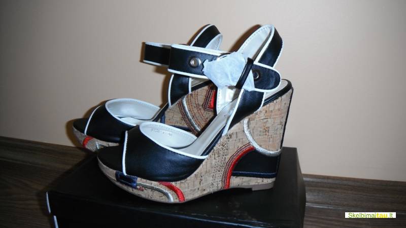 Naujos dailios, madingos, patogios platformytes basutes