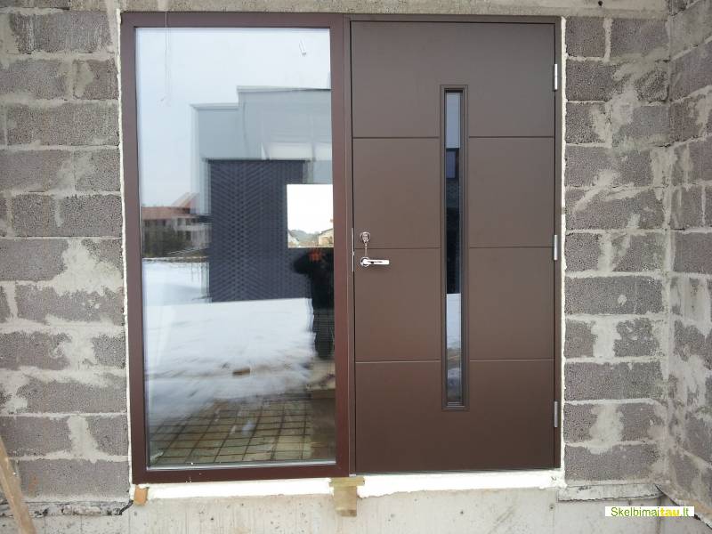 Sarvuotos, metalines durys, garazo vartai