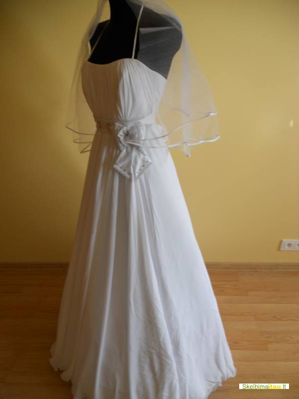 Vestuvinė suknelė