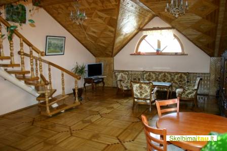 Namas siauliuose ,medelyne be tarpininku /tinka 2 seimom/