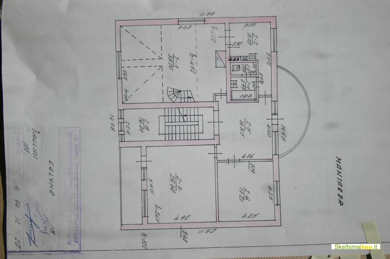 Namas siauliuose ,medelyne be tarpininku /tinka 2 seimom/