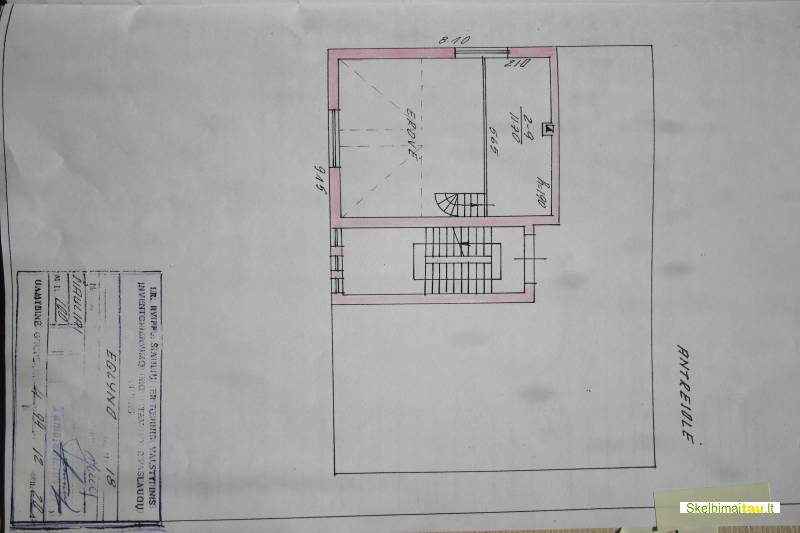 Namas siauliuose ,medelyne be tarpininku /tinka 2 seimom/